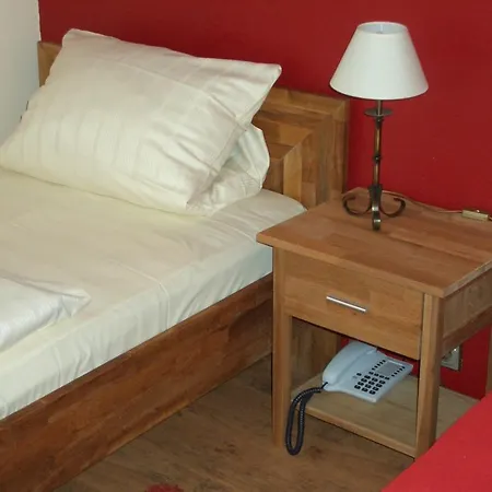 贝格尔斯图本餐厅酒店